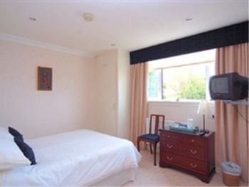 Guest house Inverlea 3*