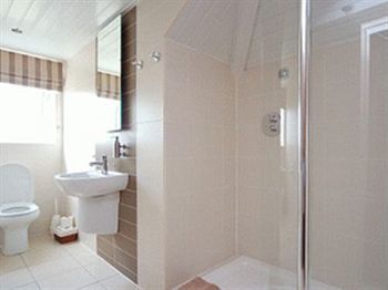 Inverlea Guest house 3*